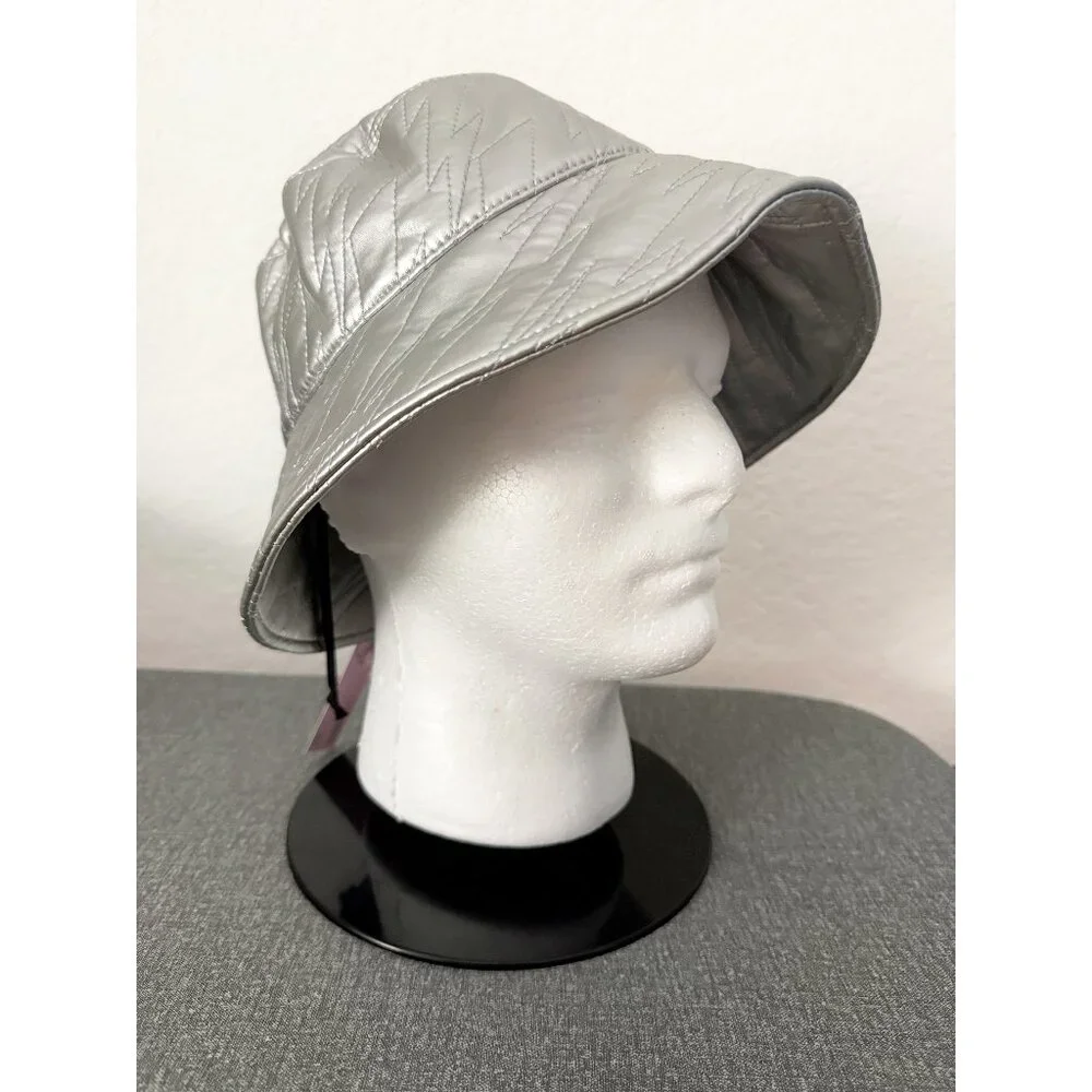 Lightning Bolt Bucket Hat - Wild Fable™ Silver Lightning